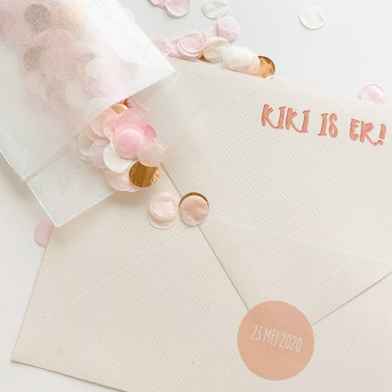 Geboortekaartje Met échte confetti Geboortekaartje Met échte confetti